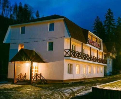 Hotel Natashka Huklyvyy Εξωτερικό φωτογραφία